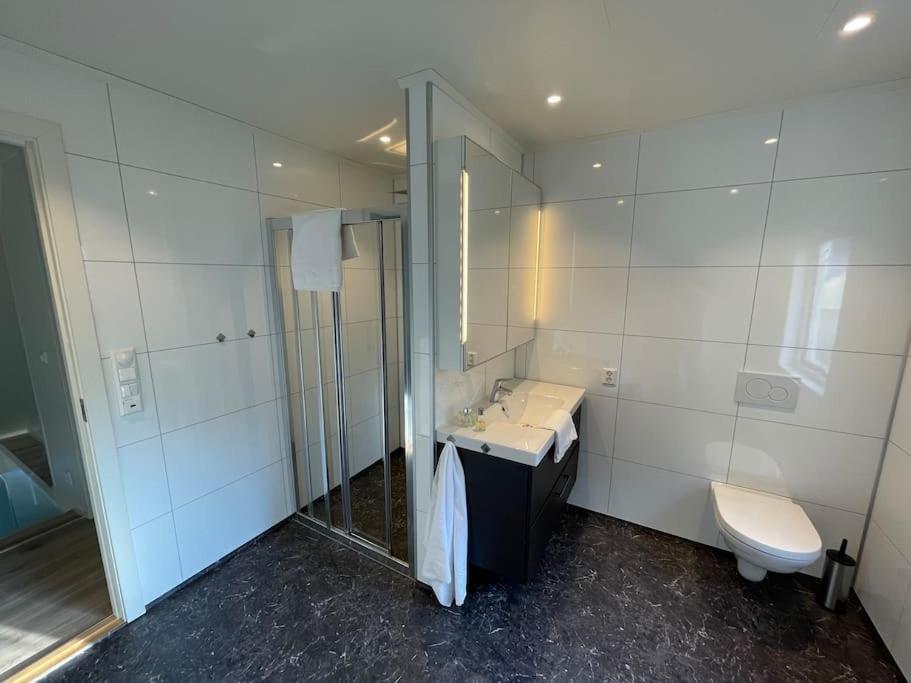 A, The Far End Of Lofoten, Top Apartment. Sorvagen Ngoại thất bức ảnh
