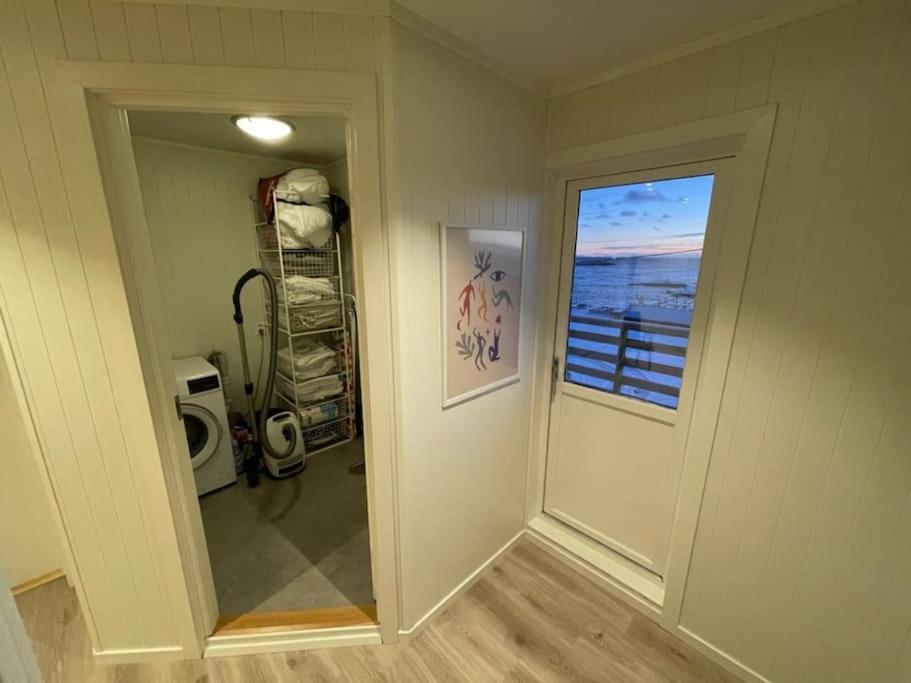 A, The Far End Of Lofoten, Top Apartment. Sorvagen Ngoại thất bức ảnh