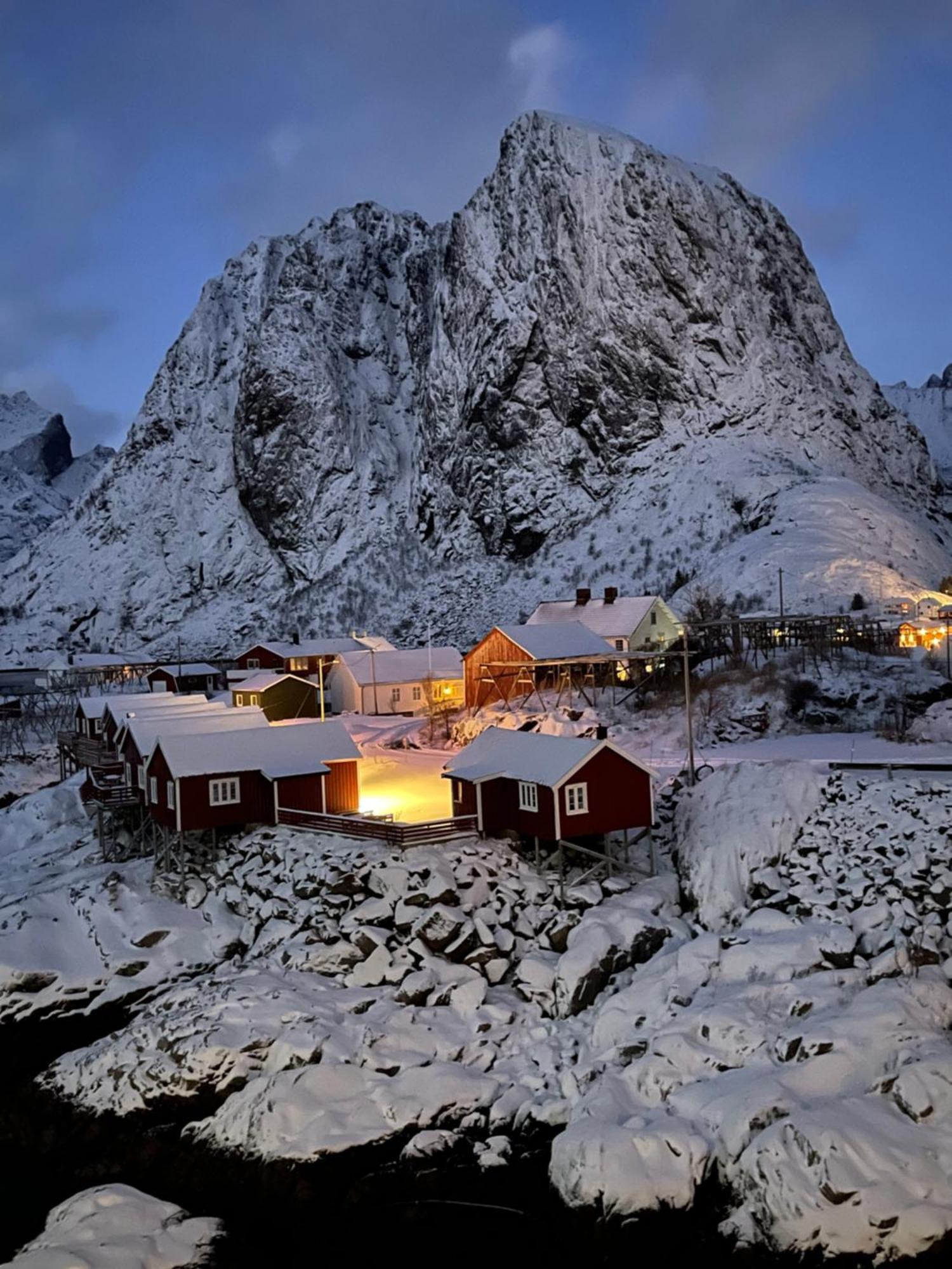 A, The Far End Of Lofoten, Top Apartment. Sorvagen Ngoại thất bức ảnh