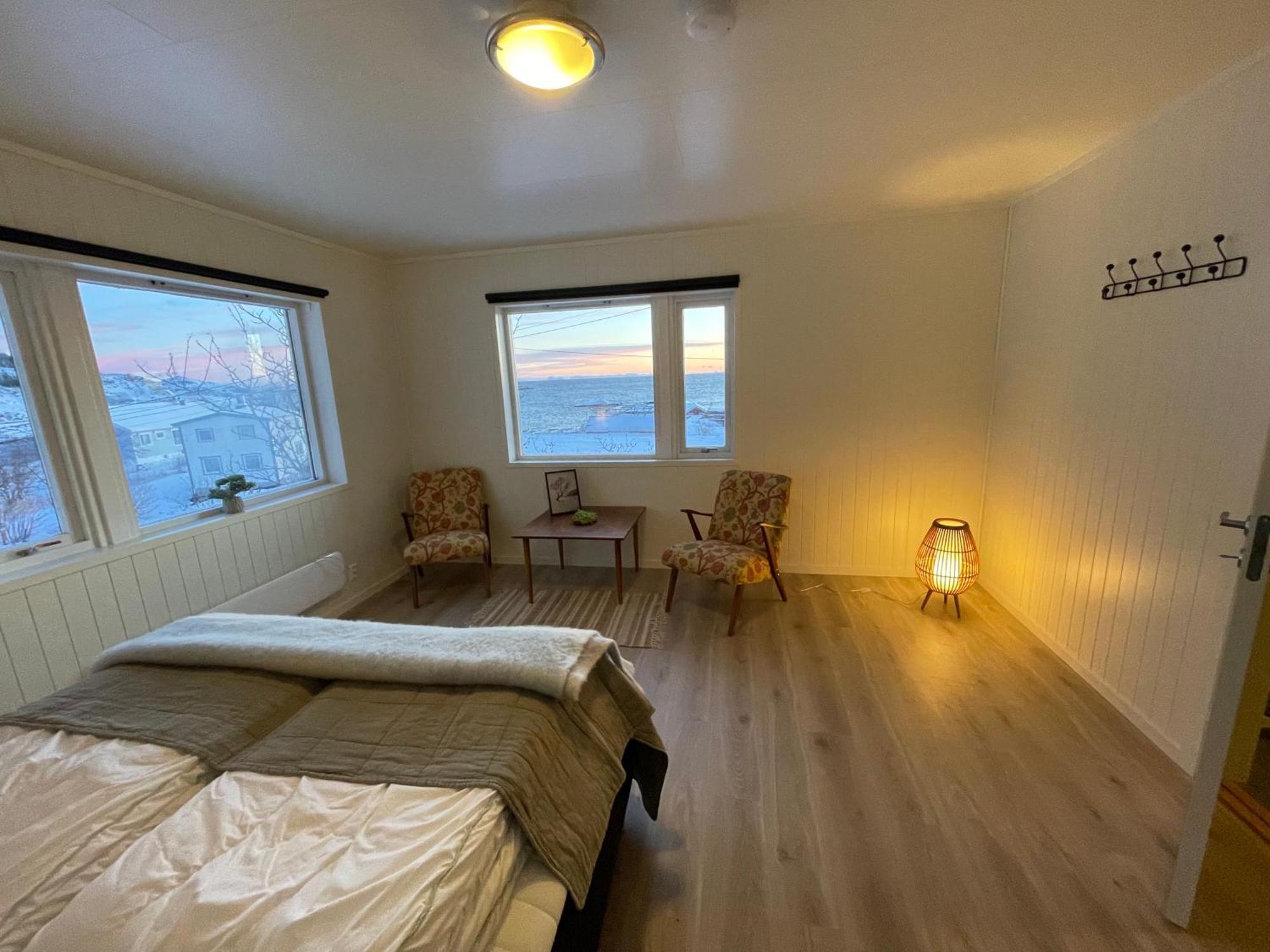 A, The Far End Of Lofoten, Top Apartment. Sorvagen Ngoại thất bức ảnh