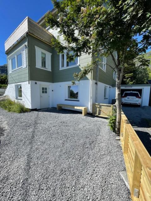 A, The Far End Of Lofoten, Top Apartment. Sorvagen Ngoại thất bức ảnh
